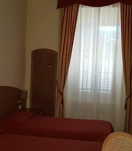 La Cupola 3*